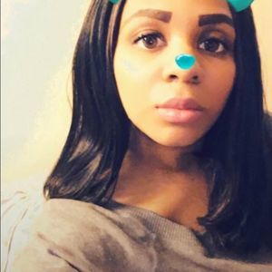 Meet your Posher, Marissa